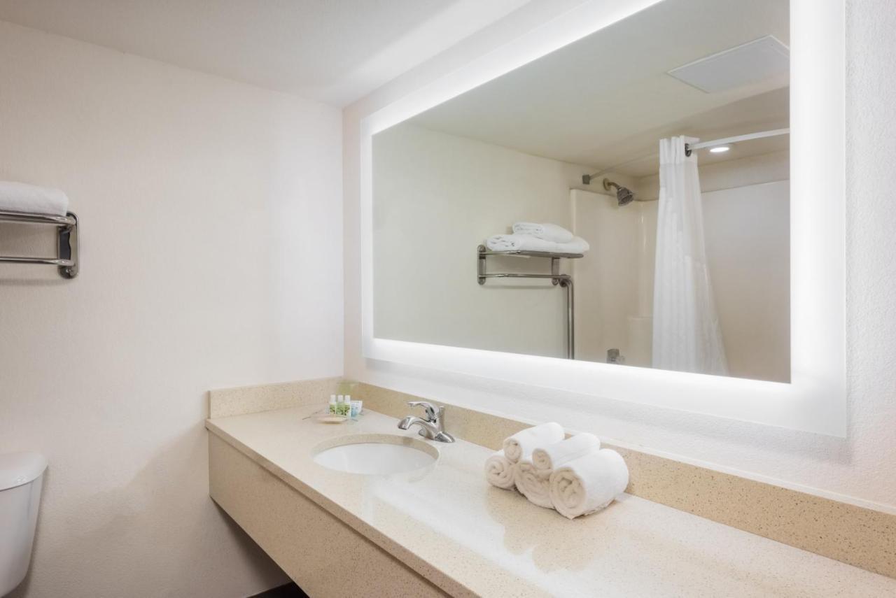 Holiday Inn At Six Flags Saint Louis By Ihg Eureka Exterior foto